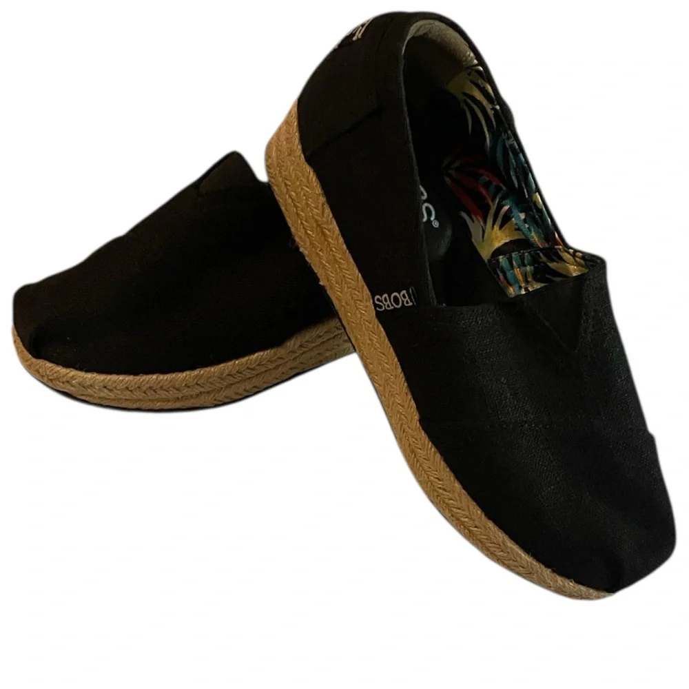 BOBS Skechers Black Canvas Arch Memory Foam Slip-On Shoes 6.5 Ladies Weave Heel - Picture 2 of 7